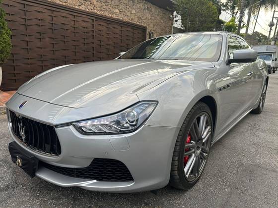MASERATI GHIBLI 3.0 V6 TURBO GASOLINA S Q4 AUTOMÁTICO